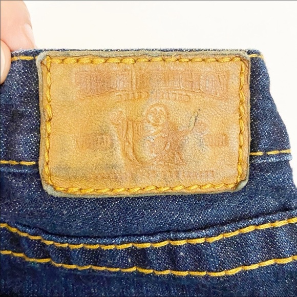 True Religion Dark Wash Flare Women’s Jeans - Picture 2 of 6